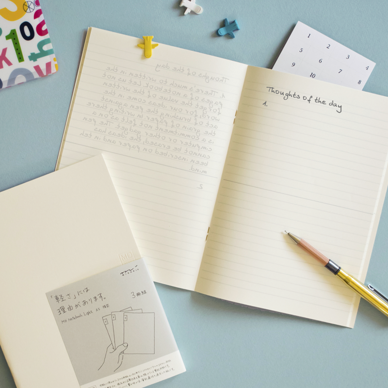 שלישיית מחברות בכריכה דקה - MD, A4-Midori-Shoppu